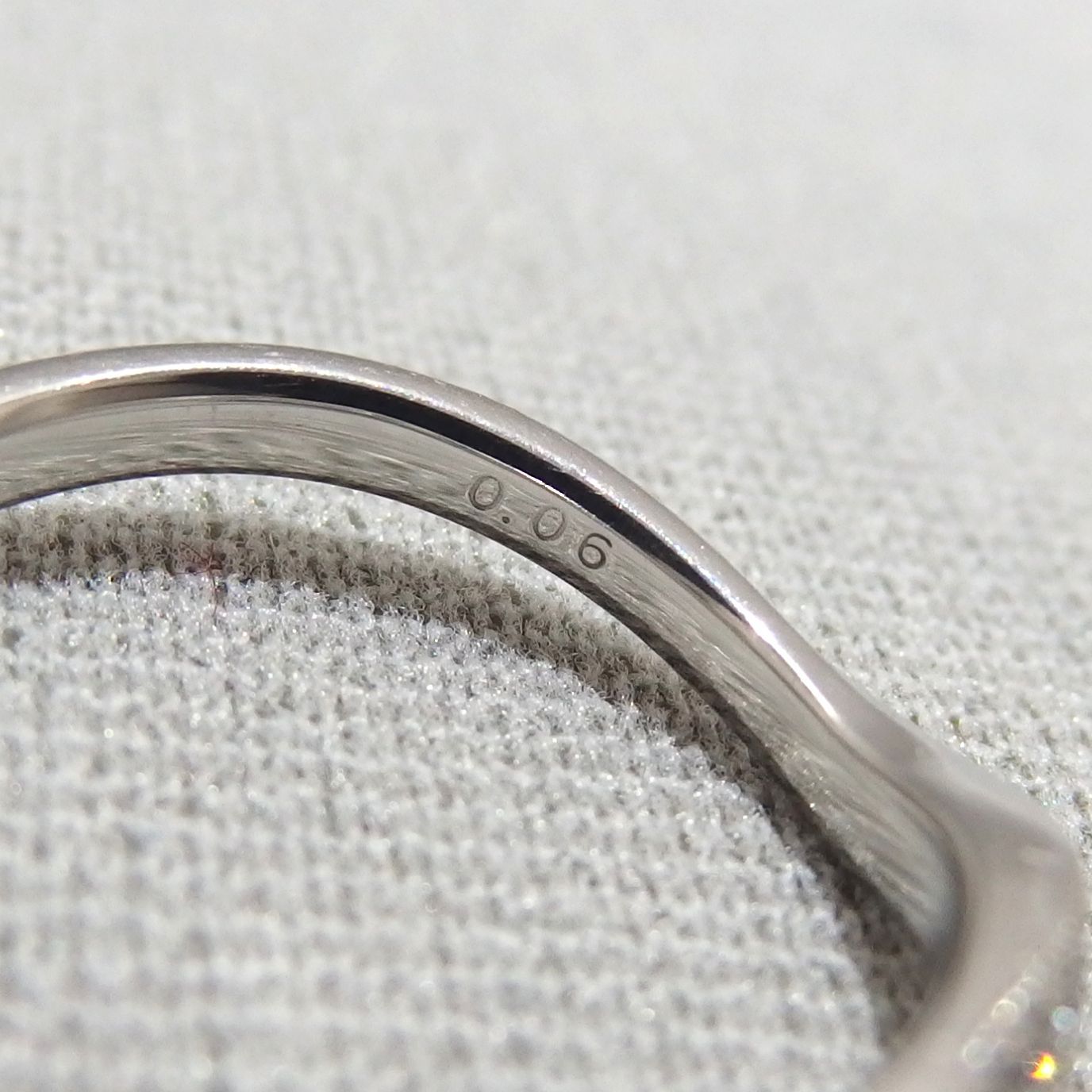 I-PRIMO ダイヤモンド婚約指輪プラチナ950 13号0.257 ct