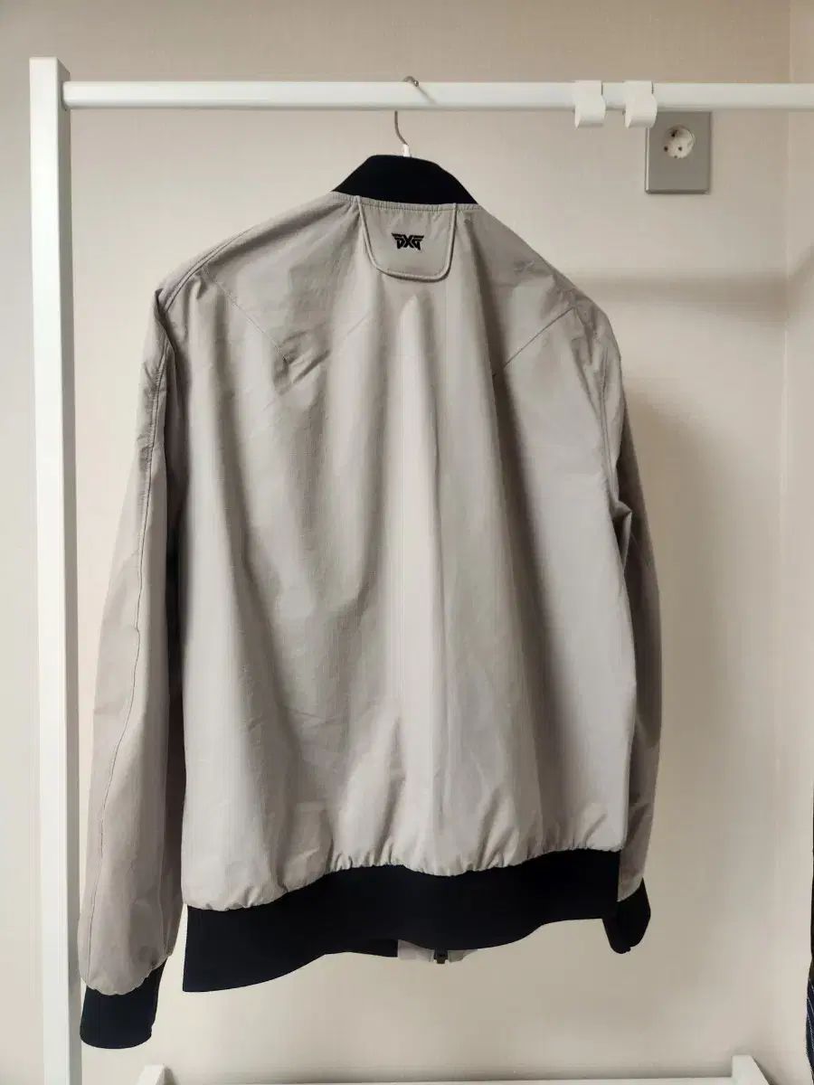 PXG 新作レディース ブラック ジャケット ゴルフウェア PXG ジャケット 新品PXGゴルフウェア レディースジャケット 黒