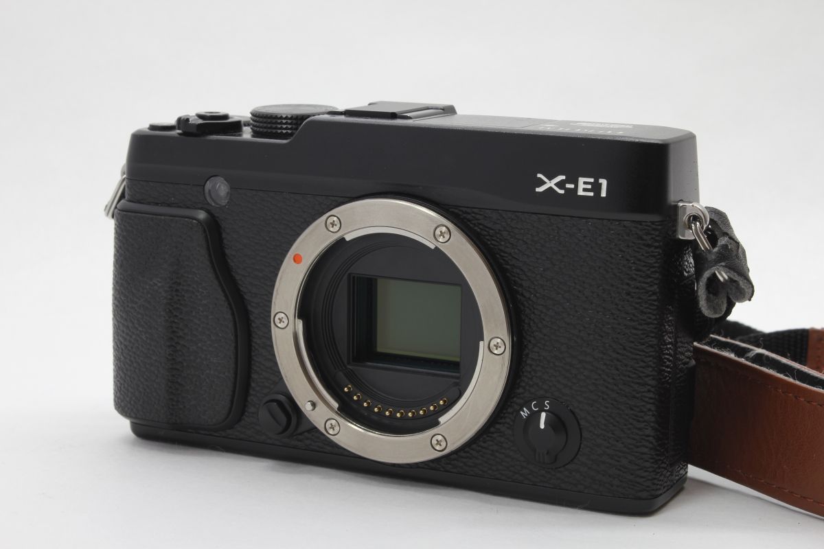 動作 富士フィルム X E 1 ボディ ブラック バッテリー 充電器