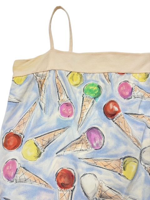 シャネル 入手困難!04Cアイスクリーム柄シルクトップスX後ろ シャネル 入手困難!04Cアイスクリーム柄シルクトップスX後ろ
