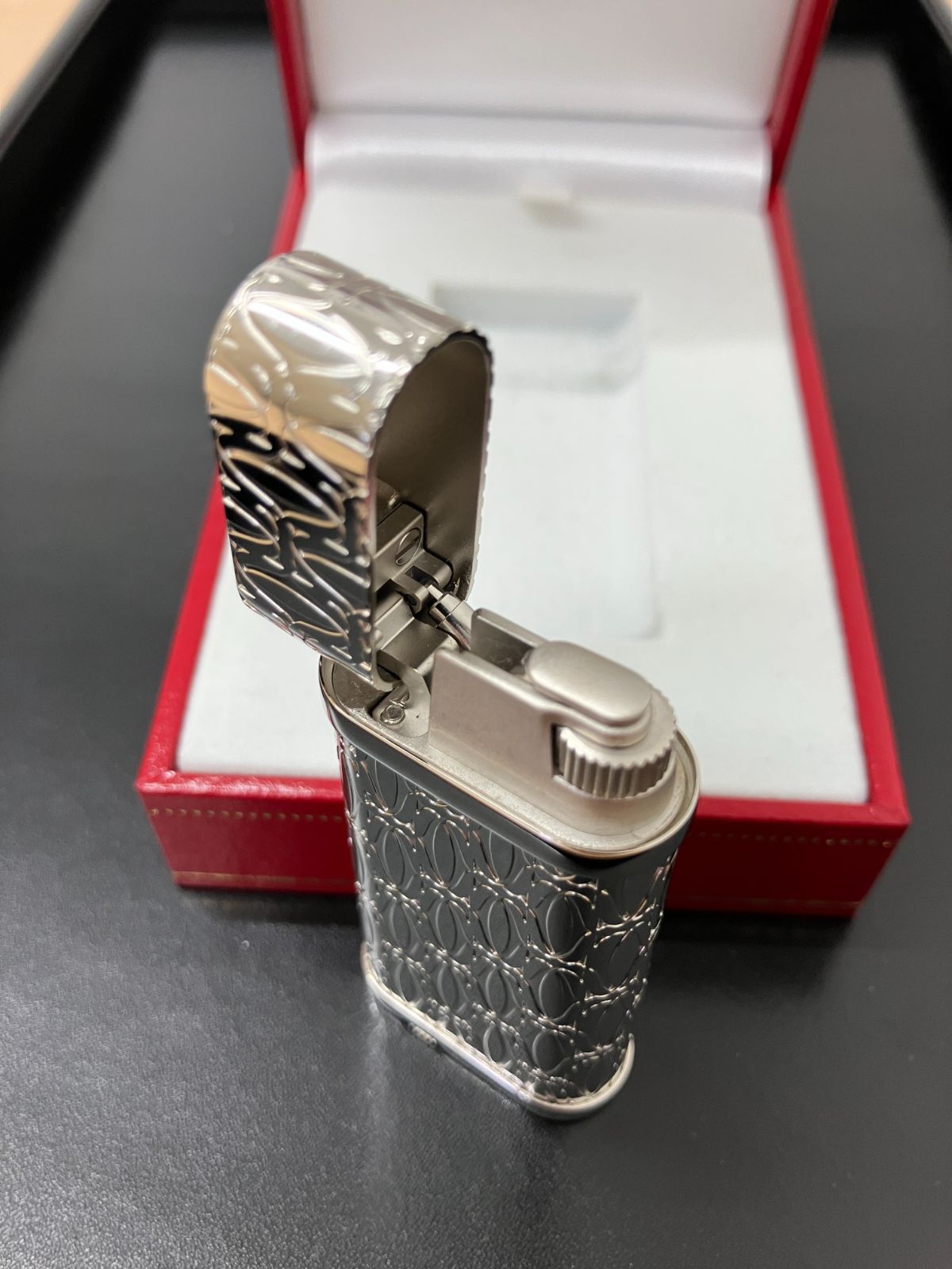 カルティエ ライター C ドゥ デコール 箱、保証書あり 現行品 カルティエ ライター C ドゥ デコール 箱、保証書あり 現行品