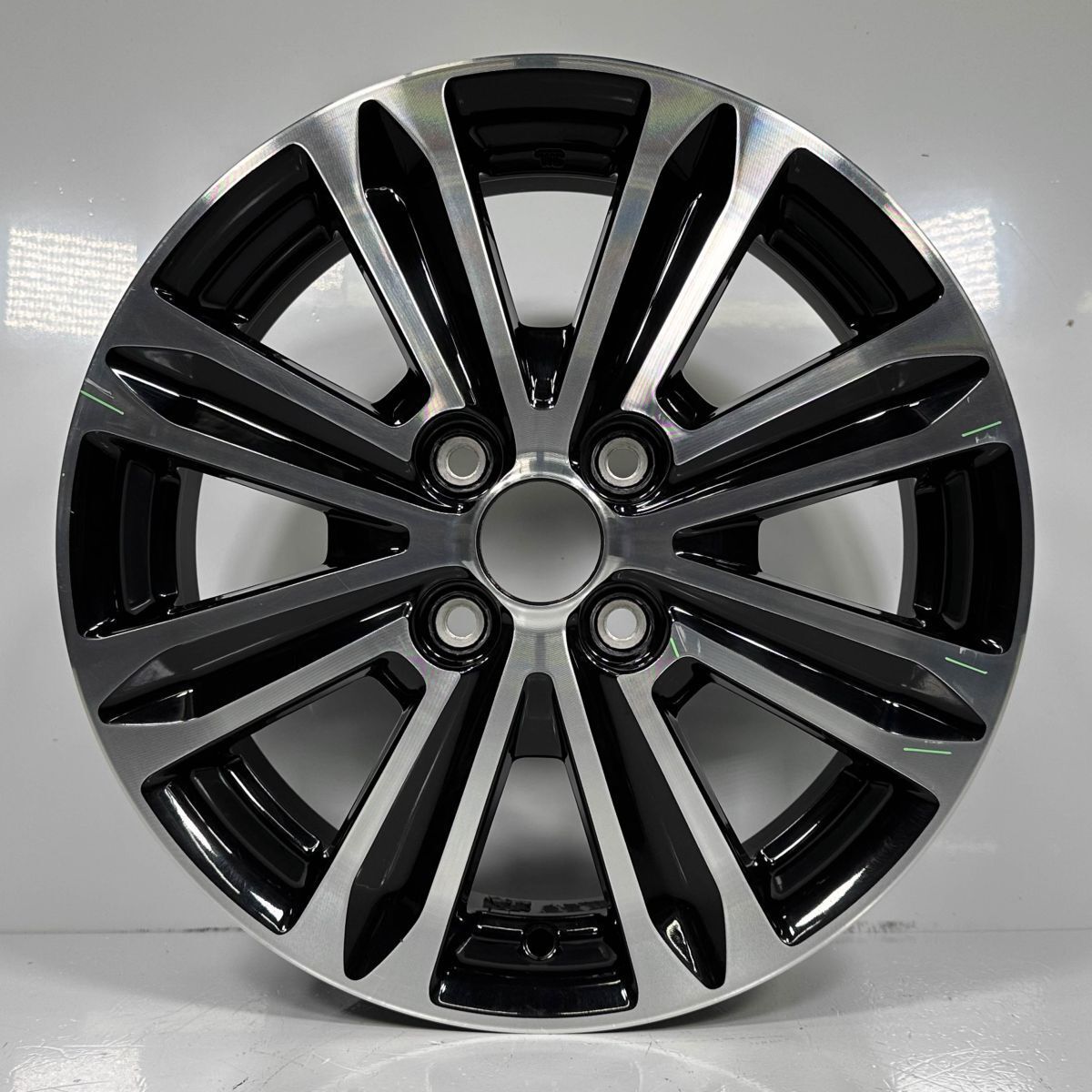 最終値下げ　タントカスタムLA600S LA610s純正ホイール15インチ タントカスタム LA600S LA610S 純正 アルミホイール×1本 黒