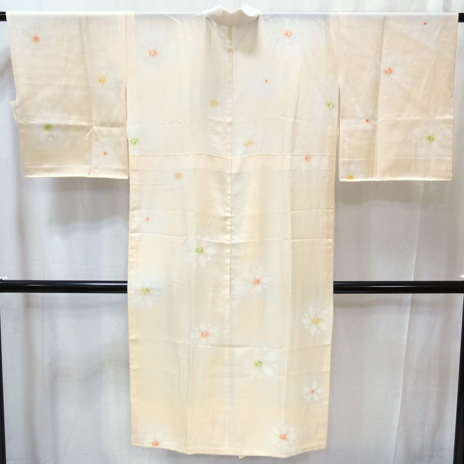 着物・襦袢・花・正絹・No.200701-0169・梱包サイズ80