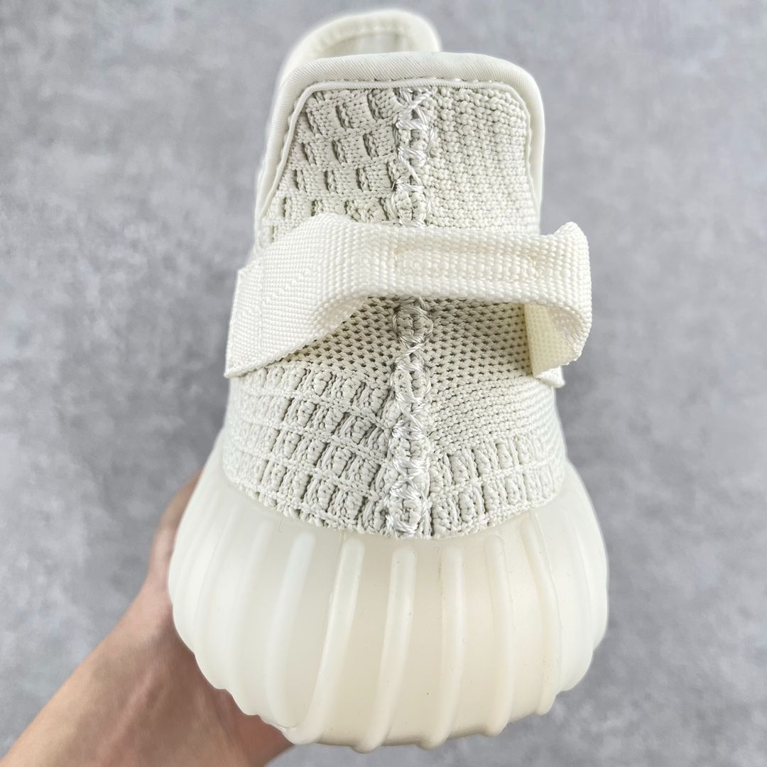 【値下げします】新品-Adidas Originals Yeezy Boost 350 V2  Bone  スニーカー 男女兼用 並行輸入品