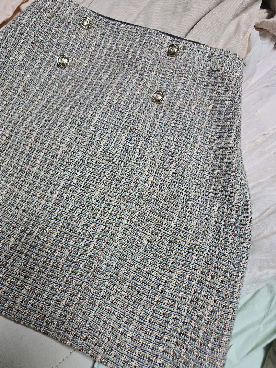 zooc ジューク Nice Clap ナイスクラップ on-on オンアンドオン ブラウス ＋ DEWL ツイード スカート WWW_SMP1DAWEKUDUS_SCH_ID