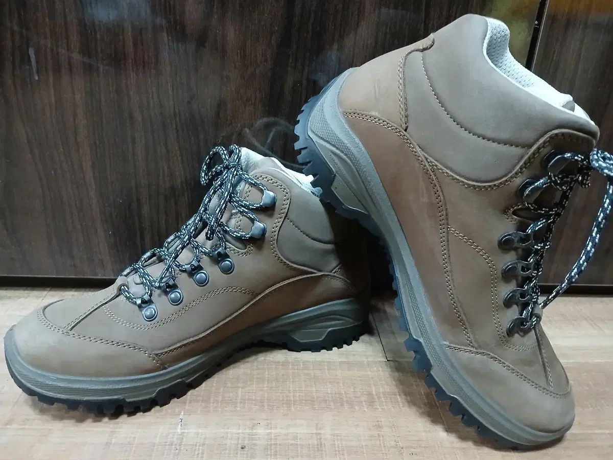 SCARPA スカルパ