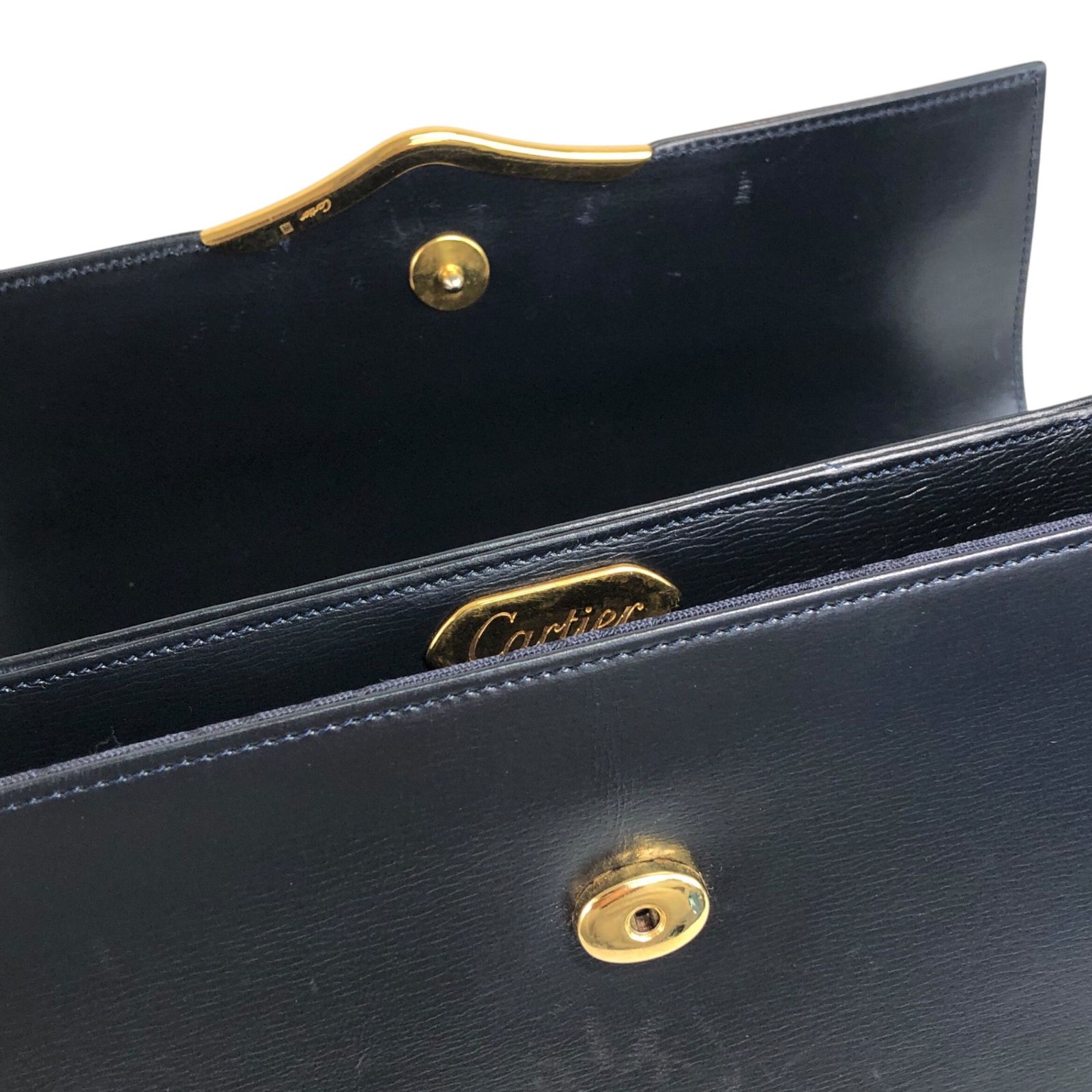 サファイアライン クラッチバッグ