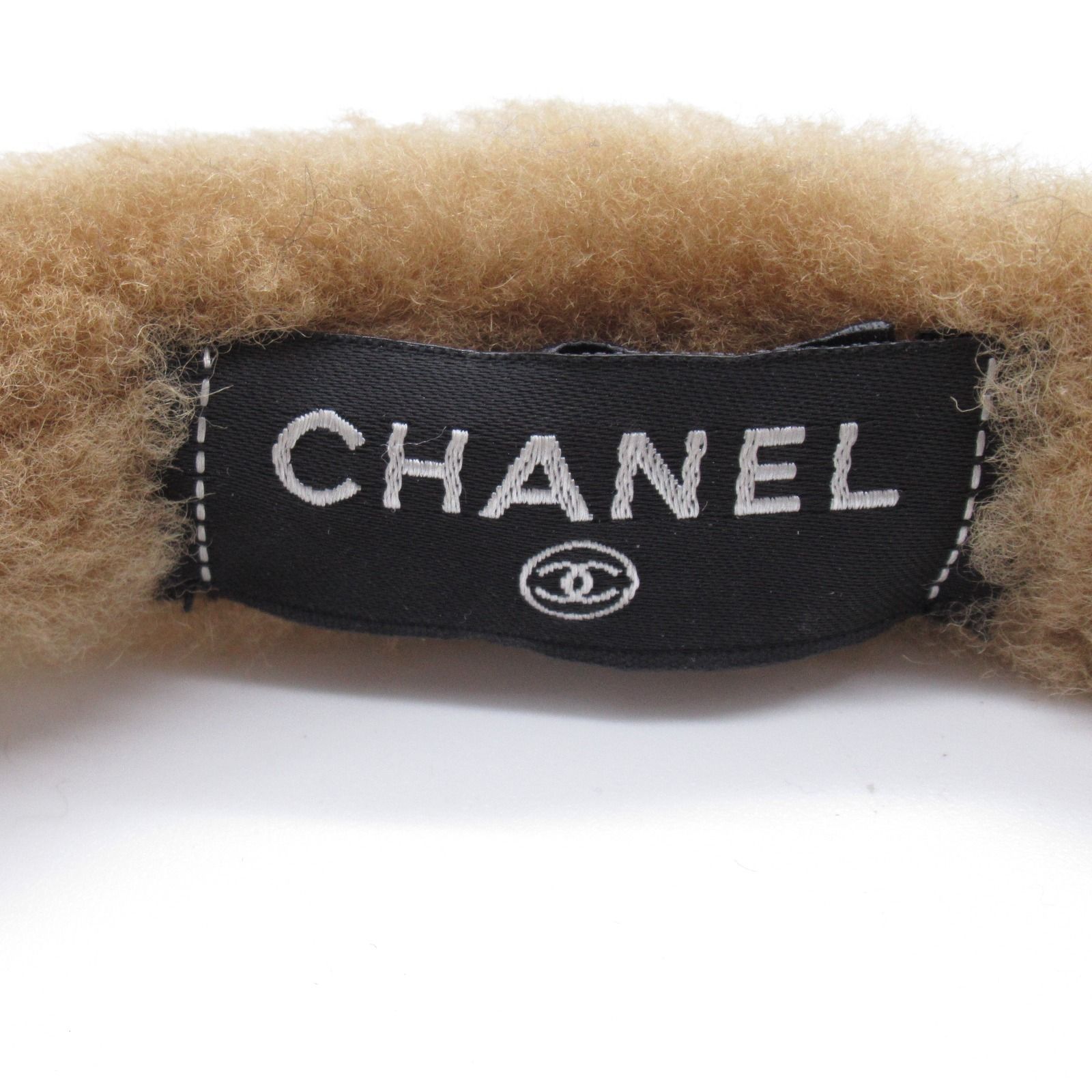 【可愛さとシャネルの品格を】CHANEL イヤーマフ org.jpg