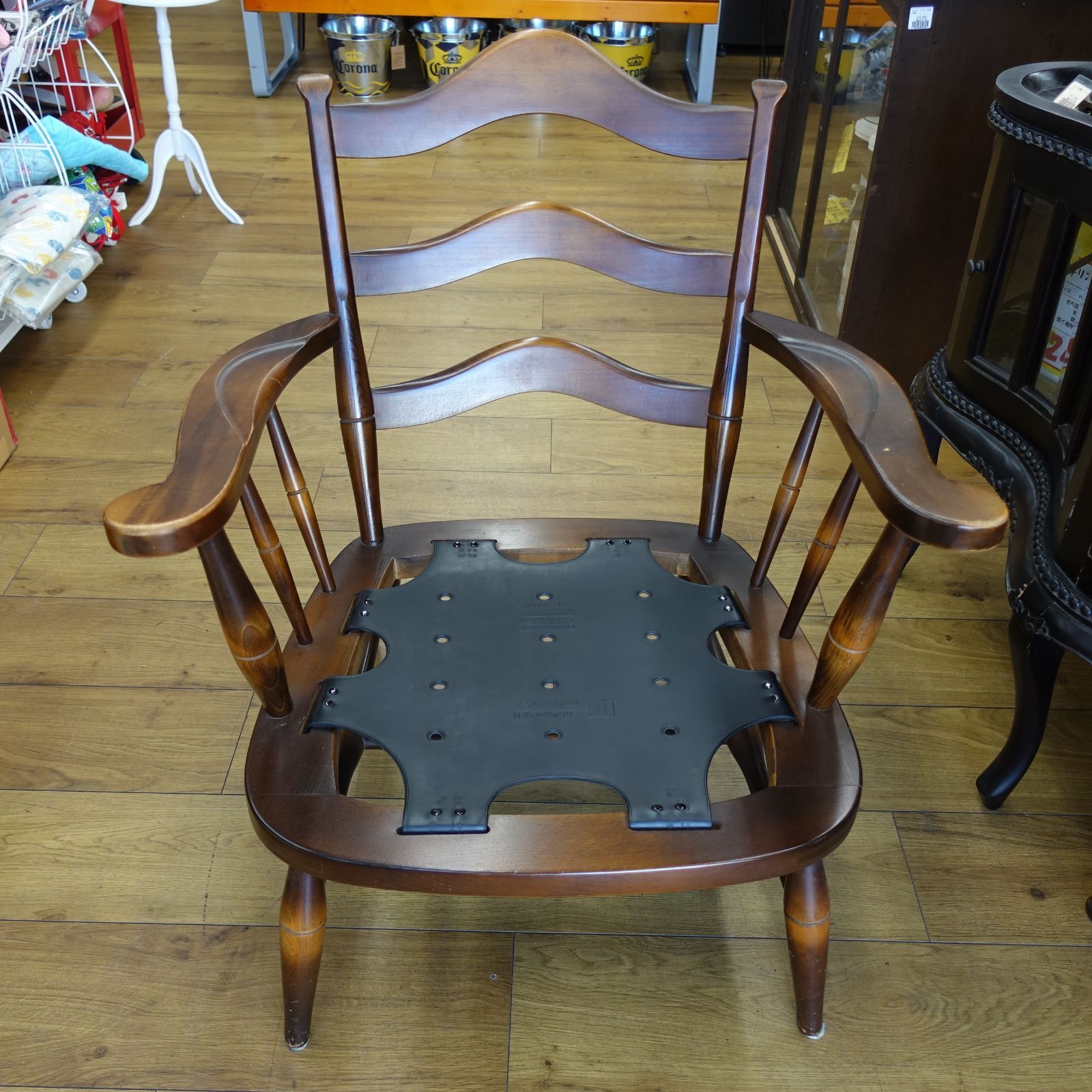 専用 飛騨の家具 キツツキマーク ヴィンテージ畳チェア 2脚セット送料込 ヴィンテージ 飛騨家具 飛騨産業 乗鞍 リビングチェア 両肘付き