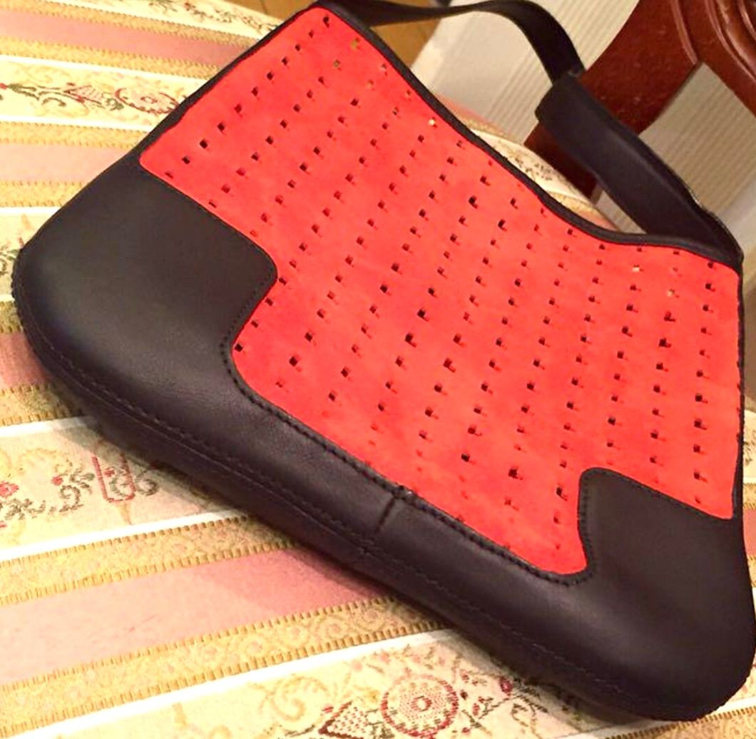 【良品】LOEWE ロエベ　パンチングスエード　ワンショルダーバッグ　アナグラム LOEWE ロエベ アナグラム L字ロゴ パンチング スエード ワン