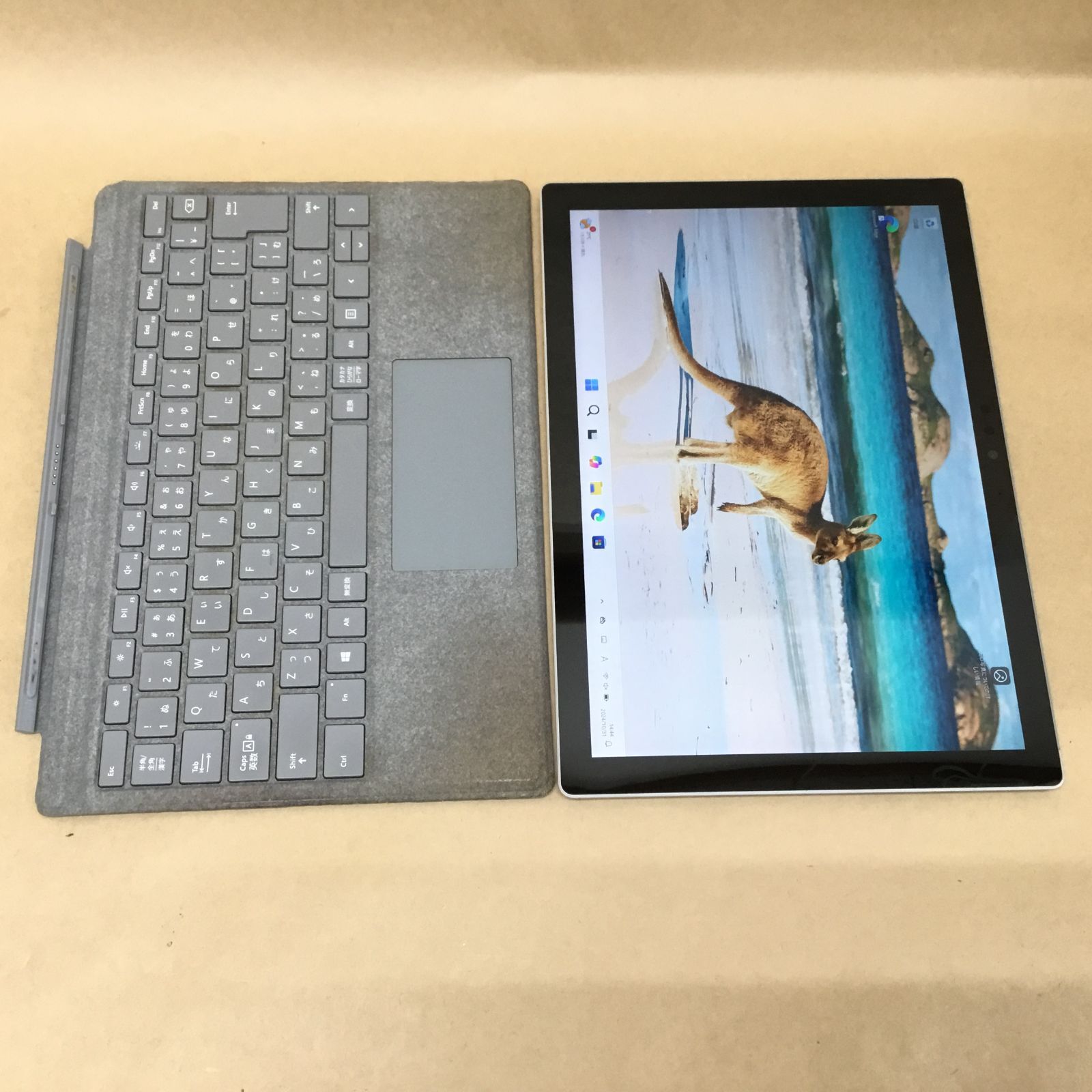SurfacePro6 256GB 8GB Office付