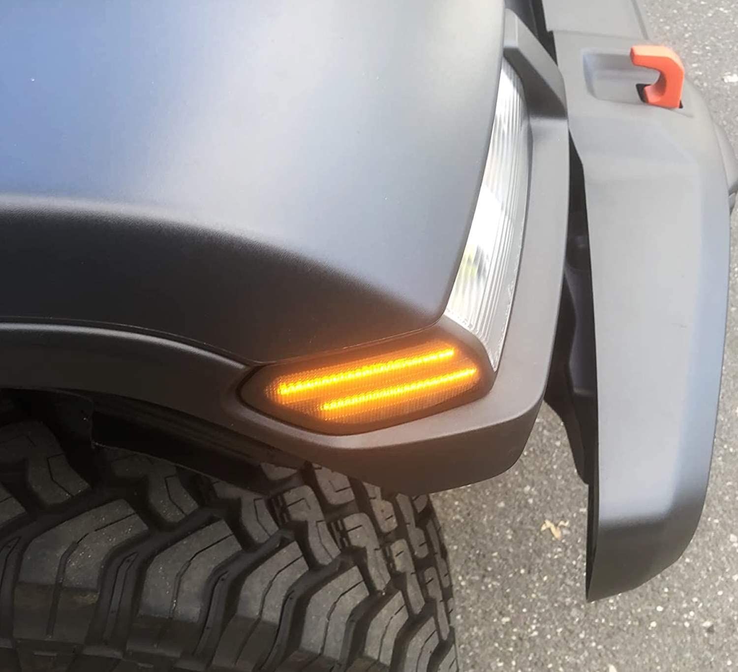 2020年以降のグラディエーター 27ダイオードLEDで駆動