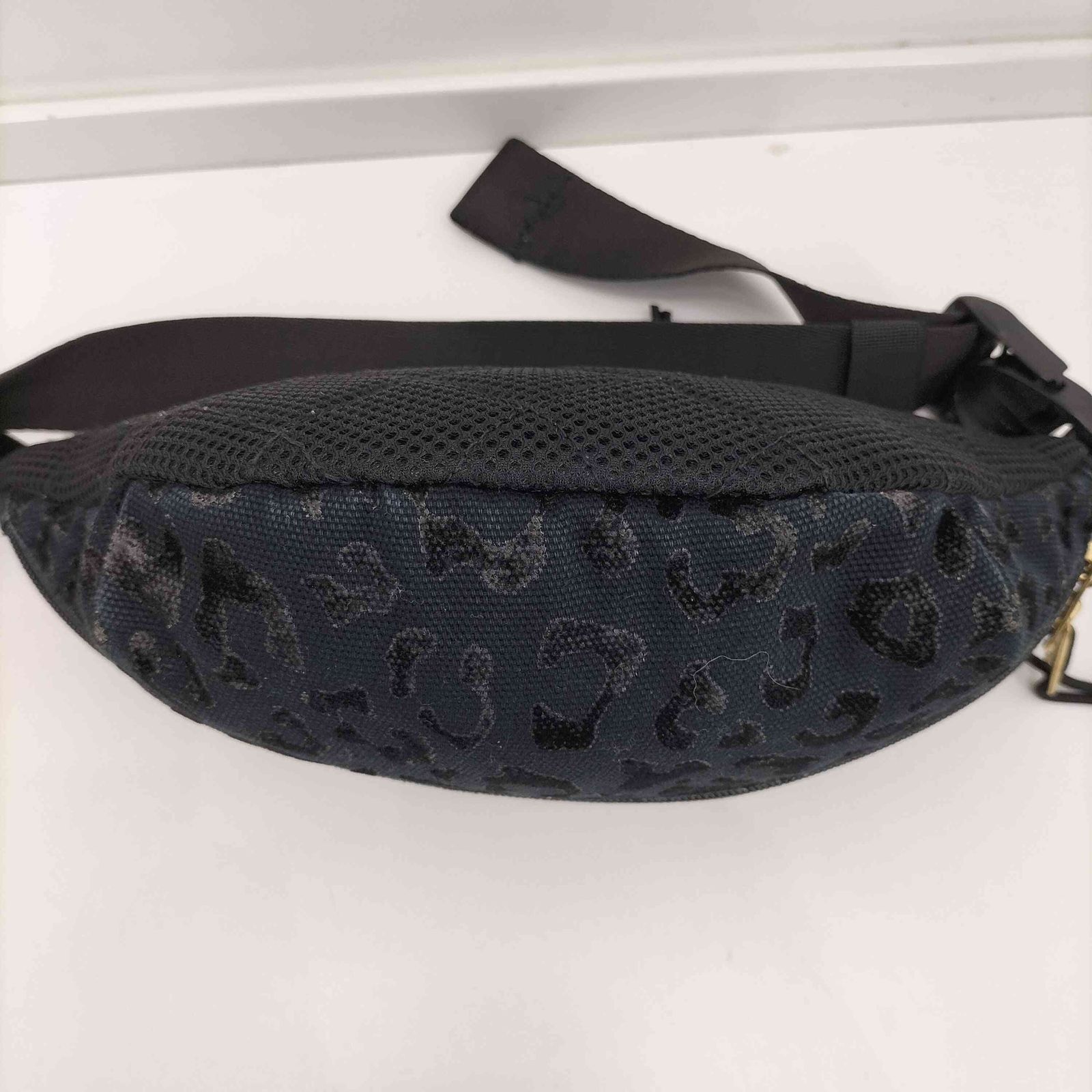 JANSPORT OAKTOWN LUX LEOPARD ウエストポーチ 国内exclusive】＜JANSPORT＞∴OAKTOWN LUX LEOPARD FLOCK