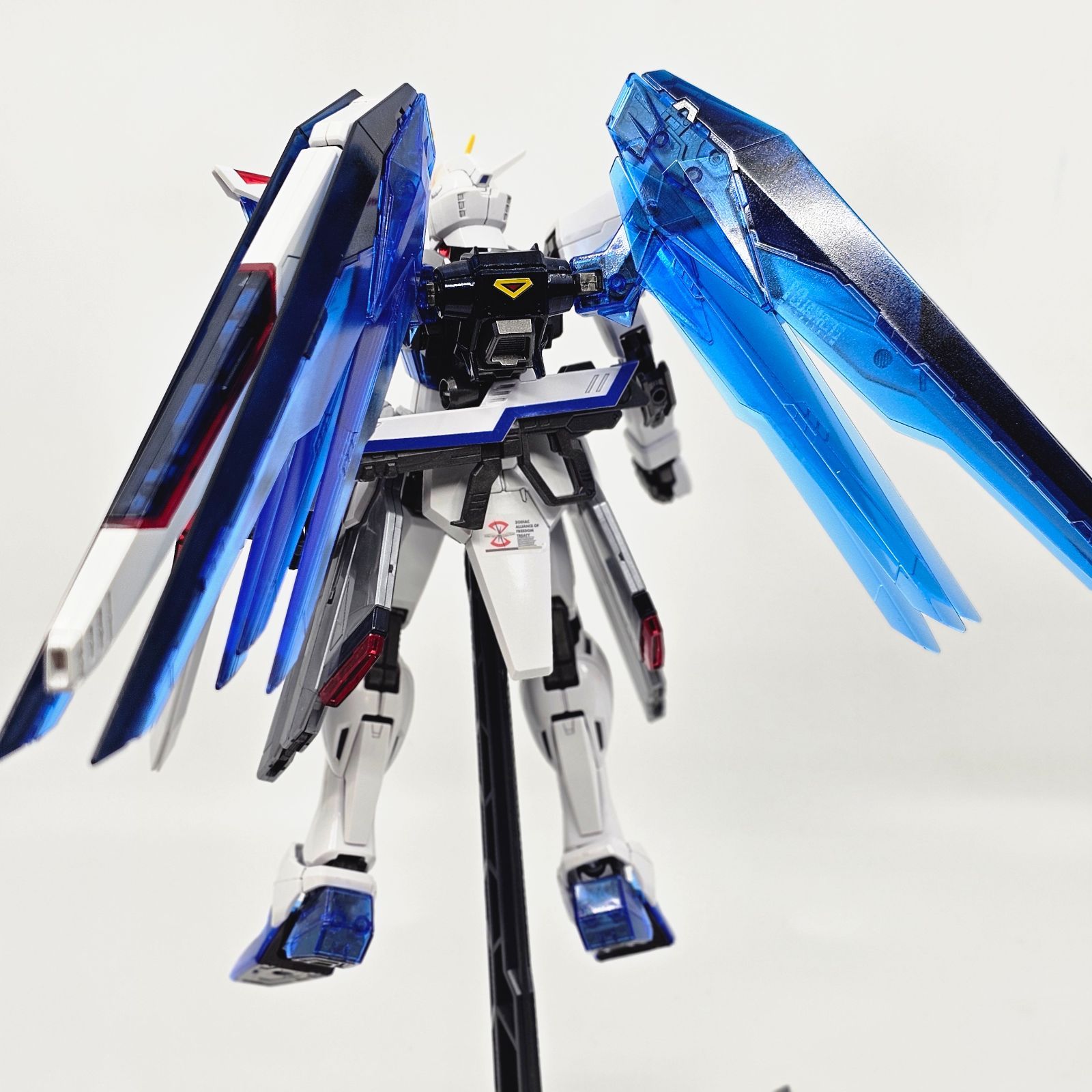 MG  フリーダムガンダム（一番くじB賞）ガンプラ　リユース品