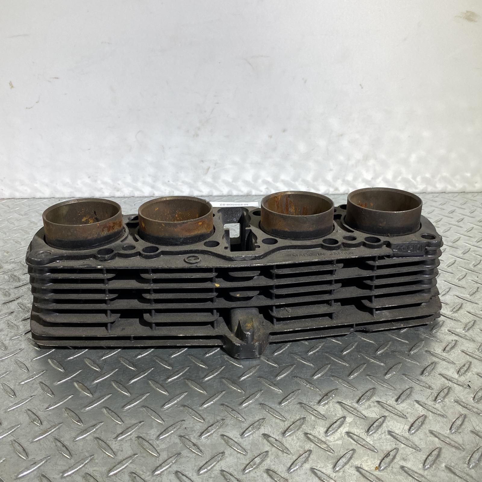 KAWASAKI KZ1000 シリンダーヘッド カワサキ [M-250513-70] 楽天市場