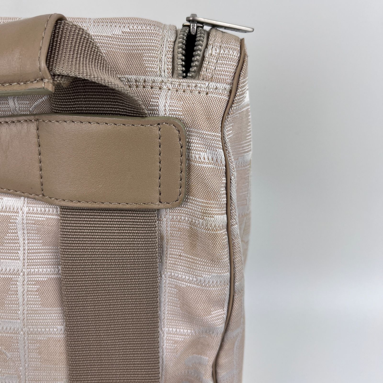 中古】CHANEL シャネル ココマーク ニュートラベルライン リュック  