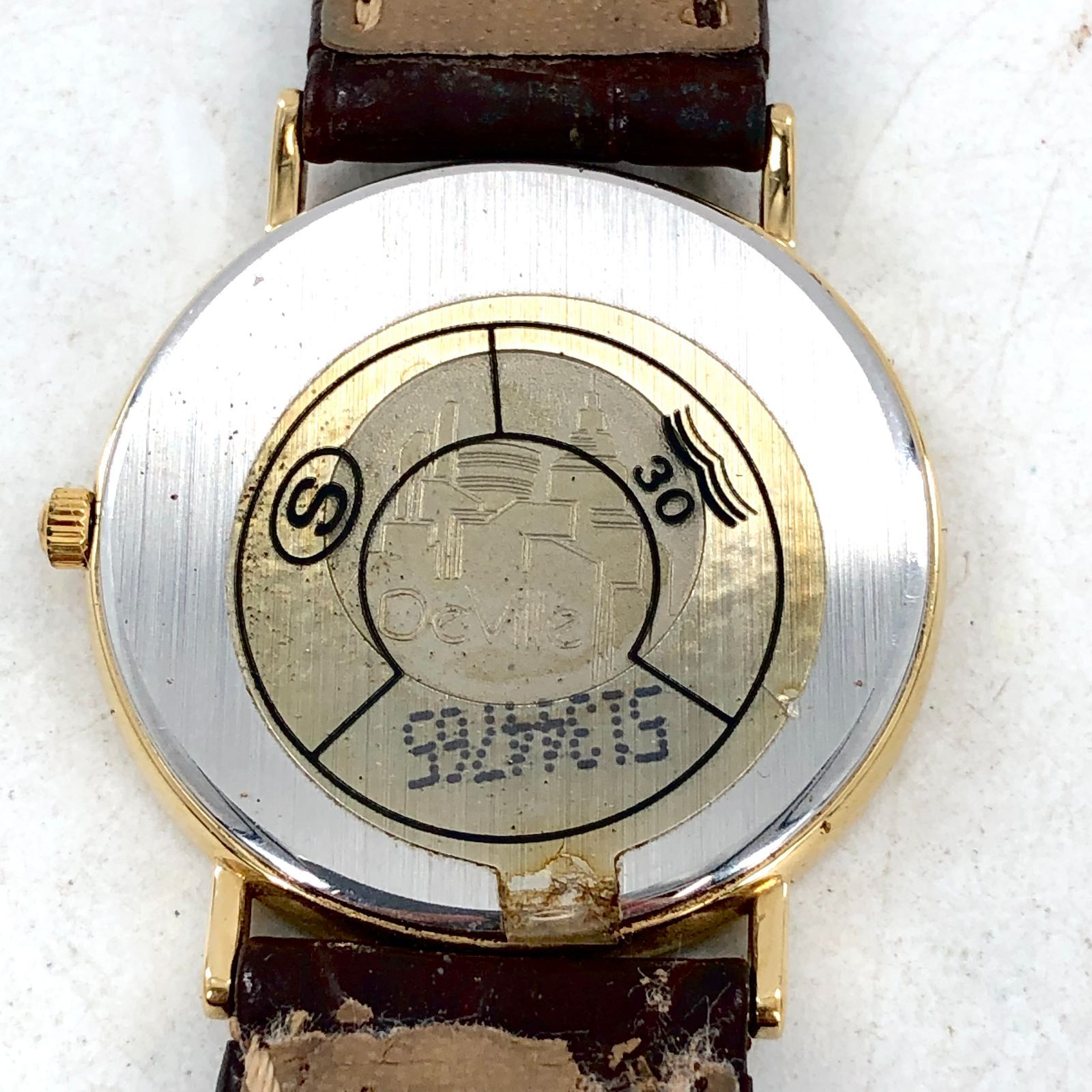 ✨OMEGA✨オメガ✨Deville✨デヴィル✨ゴールド文字盤✨レザー✨腕時計✨ OMEGA オメガ Deville デヴィル 革/QZ ゴールド文字盤 ラウンド