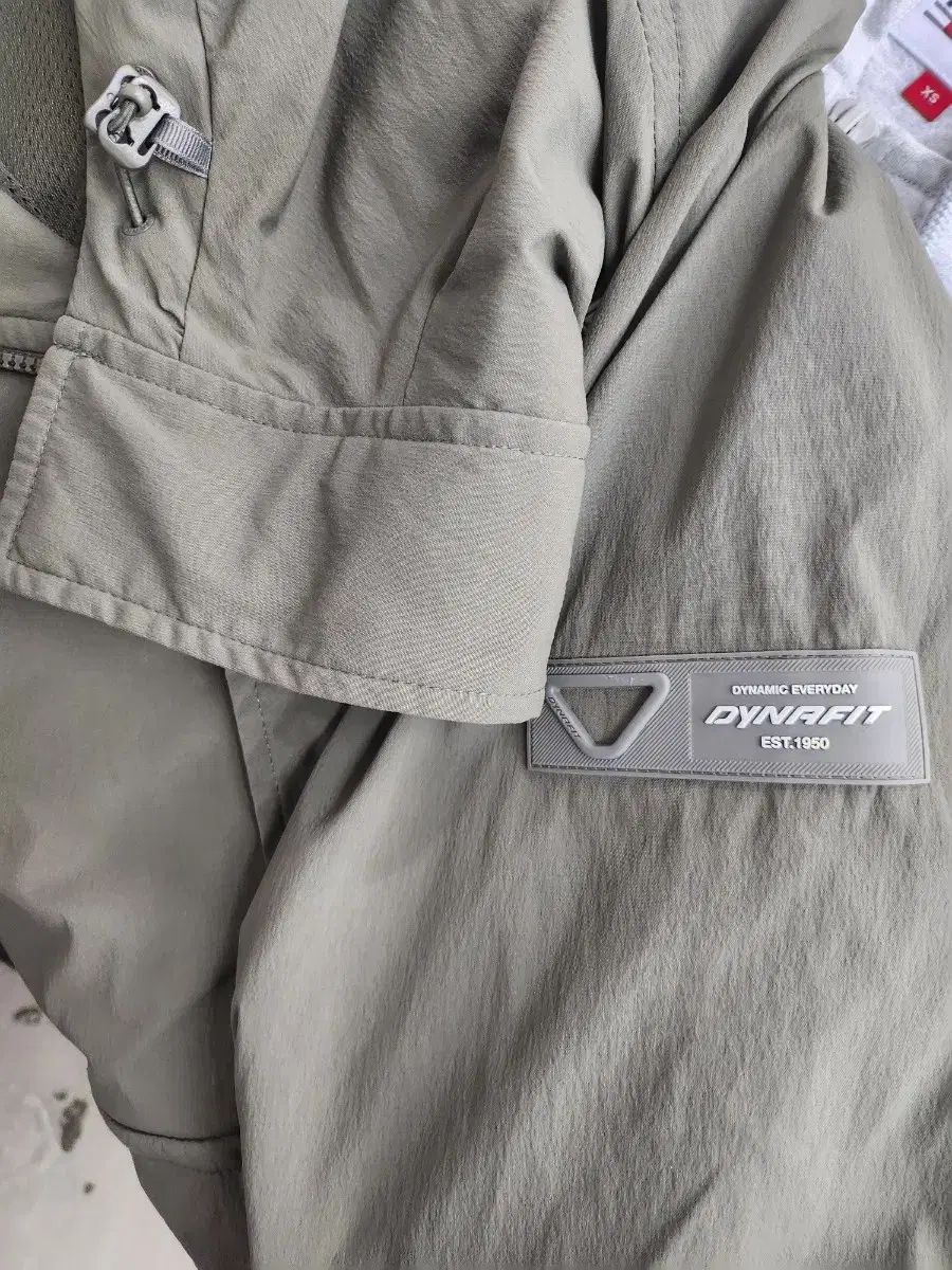 アノラック アノラック