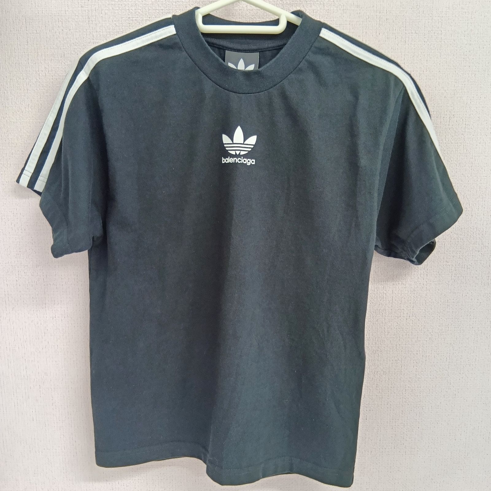 美品adidas モノグラムスリーストライプTシャツ短パン adidas