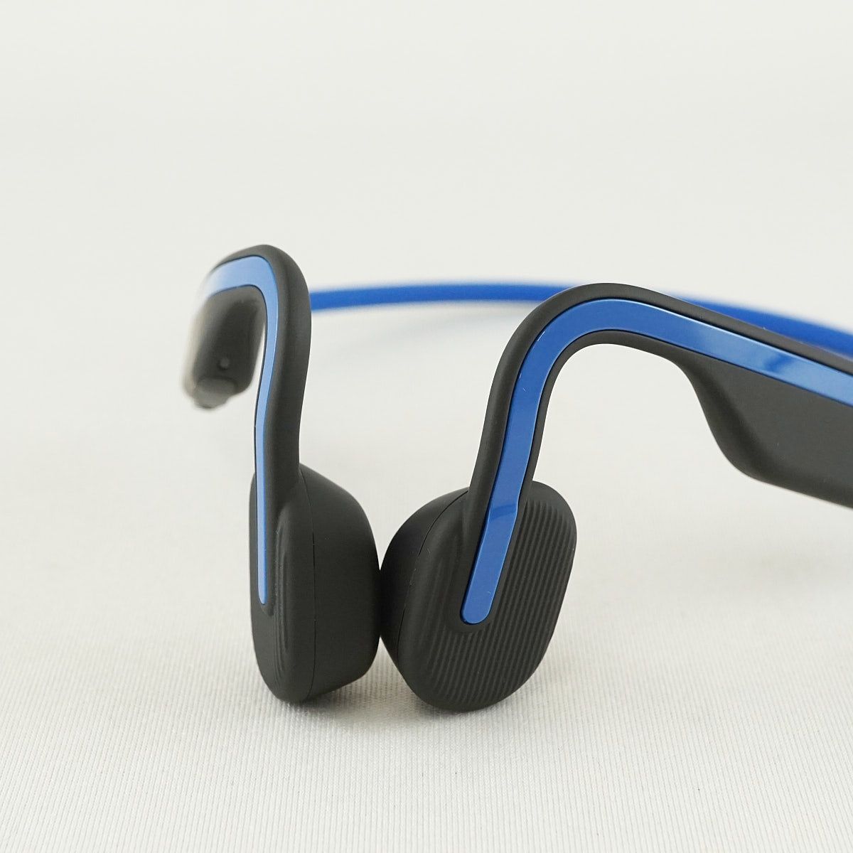 SHOKZ Open Move 骨伝導イヤホン USED美品 S661 AFT-EP-000024