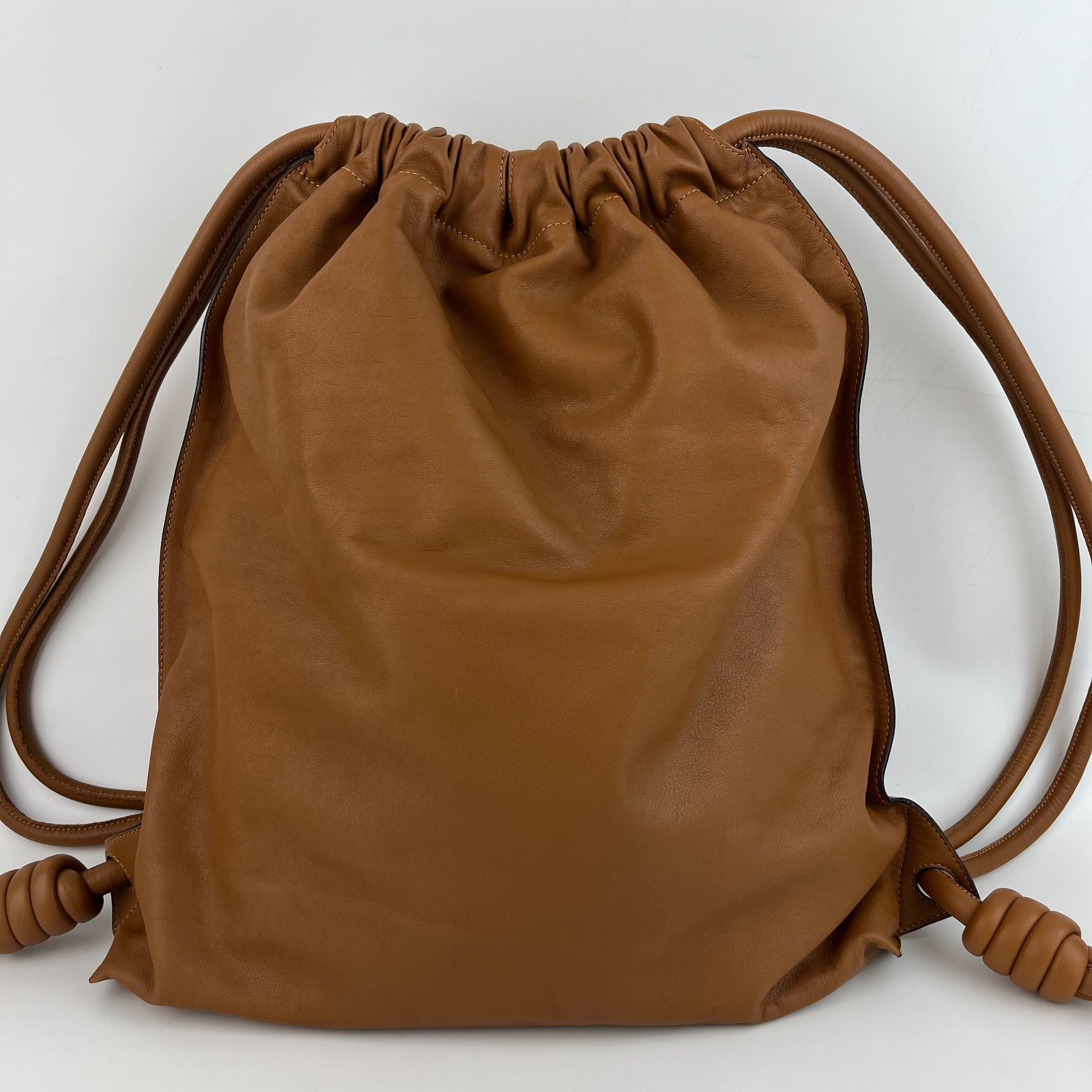 LOEWE ロエベ ヤゴ yago レザー 本革 レザーナップサック 巾着