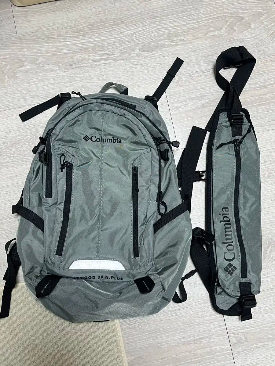 コロンビア Columbia レッドウッド 30L バックパック 登山 バッグ