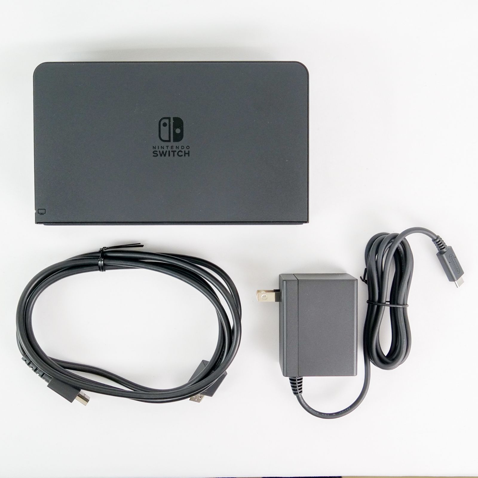 任天堂【ほぼ新品】ドックセット　純正品　有機Switch　ニンテンドースイッチ