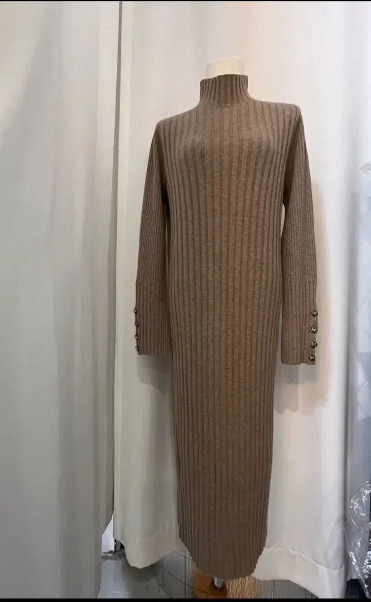 金曜日まで 2021年 TIME カシミア ブレンド ロング ONE PIECE