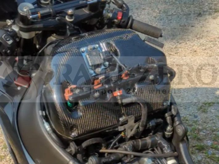 CS ZX-10R 16- カーボン エアボックス 受注製造