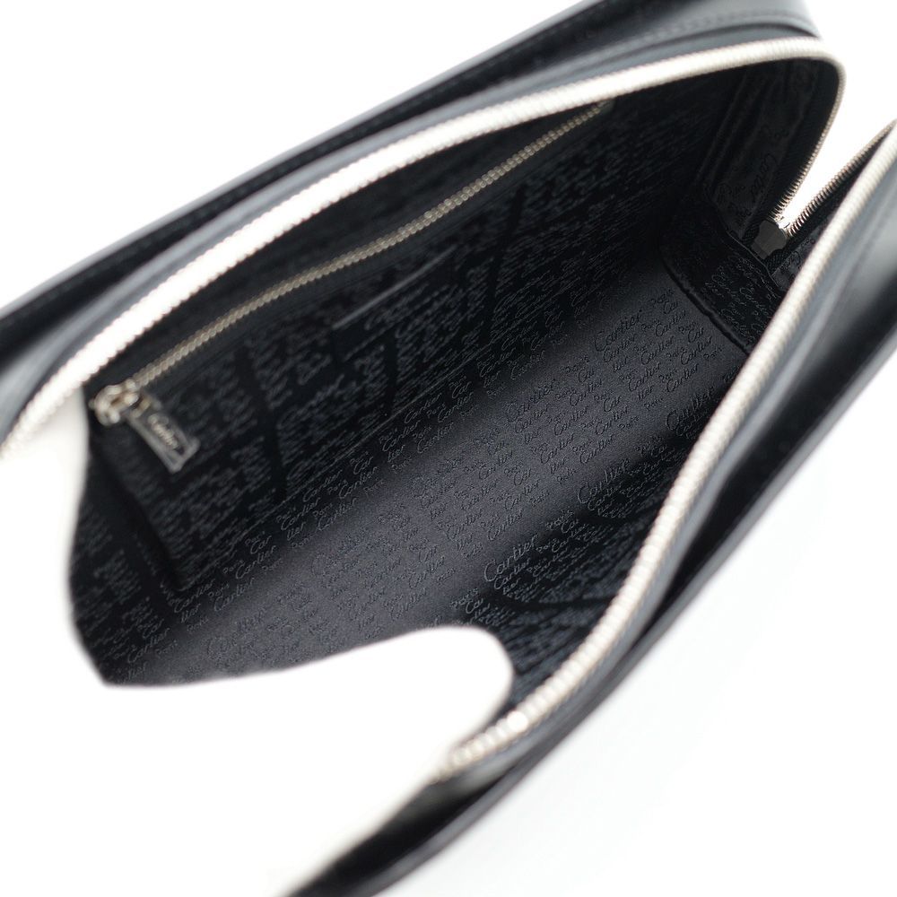 内部ファスナー付きポケット×1新品 未使用 カルティエ パシャ セカンドバッグ クラッチバッグ レザー 黒色