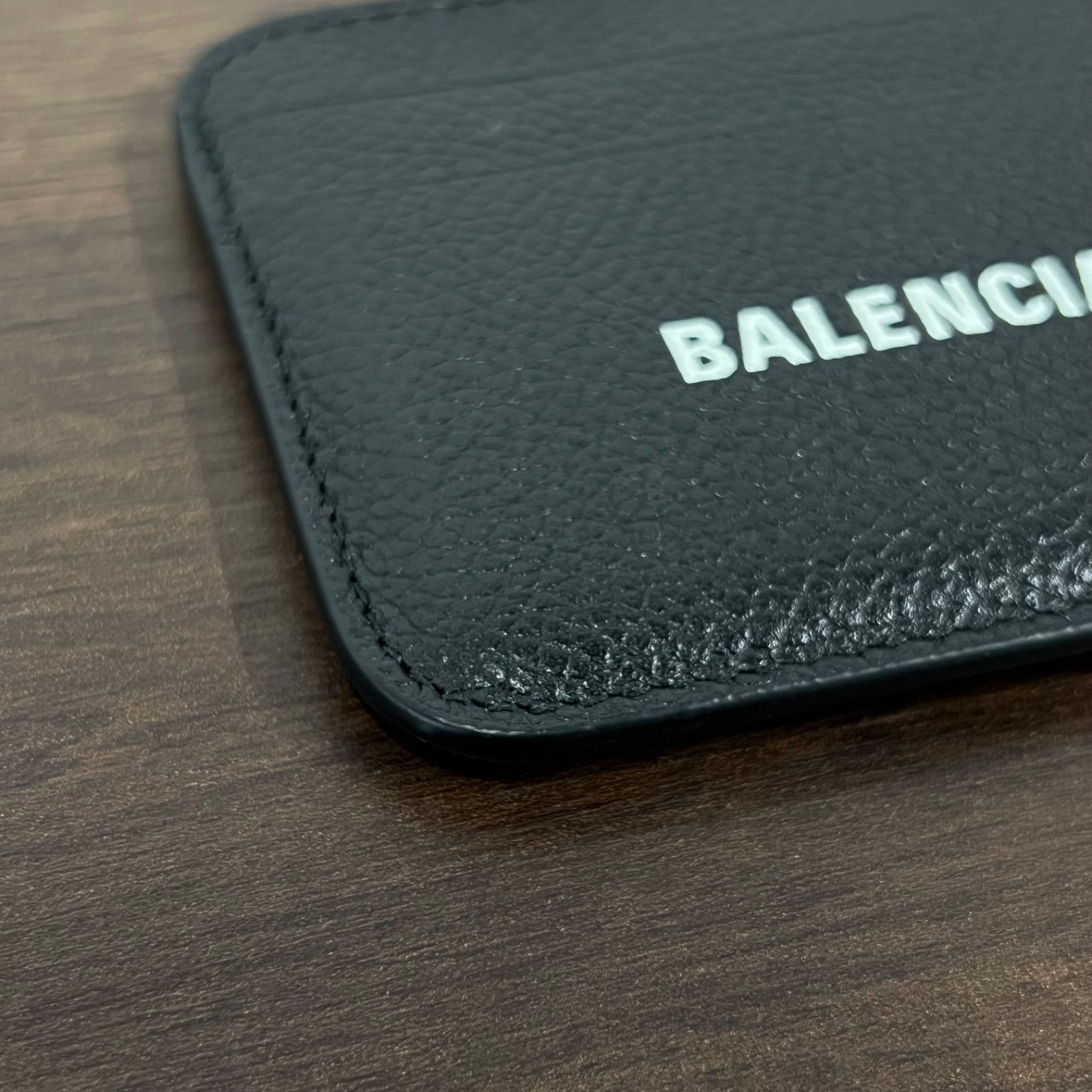 美品人気]BALENCIAGA バレンシアガ レザーカードケース パス