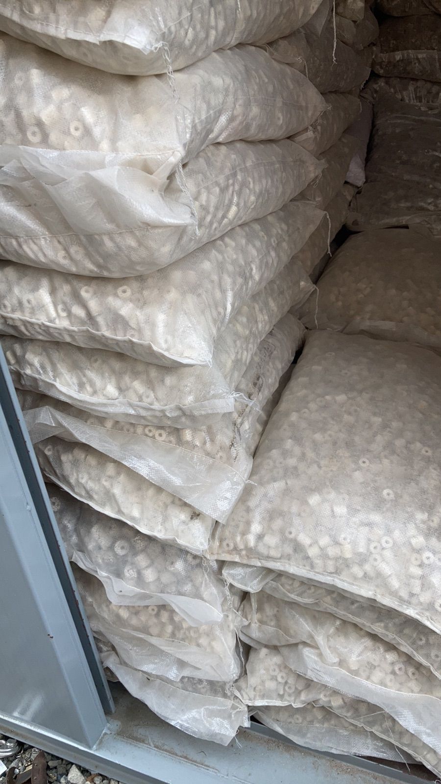 10キろ材水質浄化抜群濾過フィルター自社製高品質セラミックリング送料込み即時発送 Amazon | ろ材[10KG] 濾過材 フィルター水質浄化 バイオリング