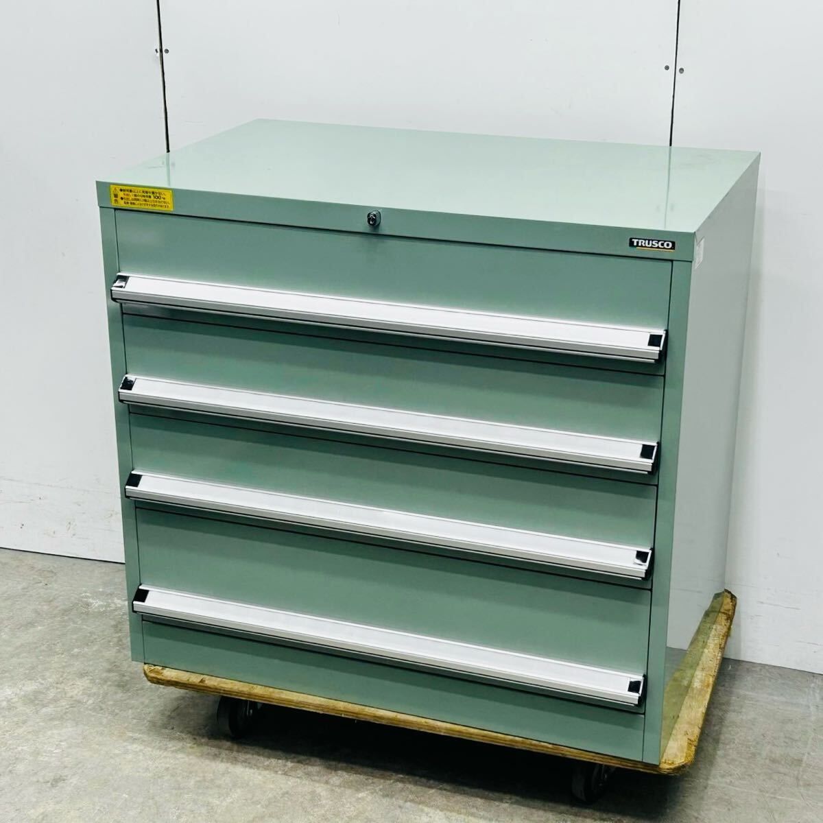 BTPB527FB Fホースキット バイピース ステンB/BLK GSX-R750/600 0> Swage Line-PRO(スウェッジラインプロ) TRUSCO VE9S型中量キャビネット 880X550XH1200 引出8段 \u003cbr\u003eVE9S-1208