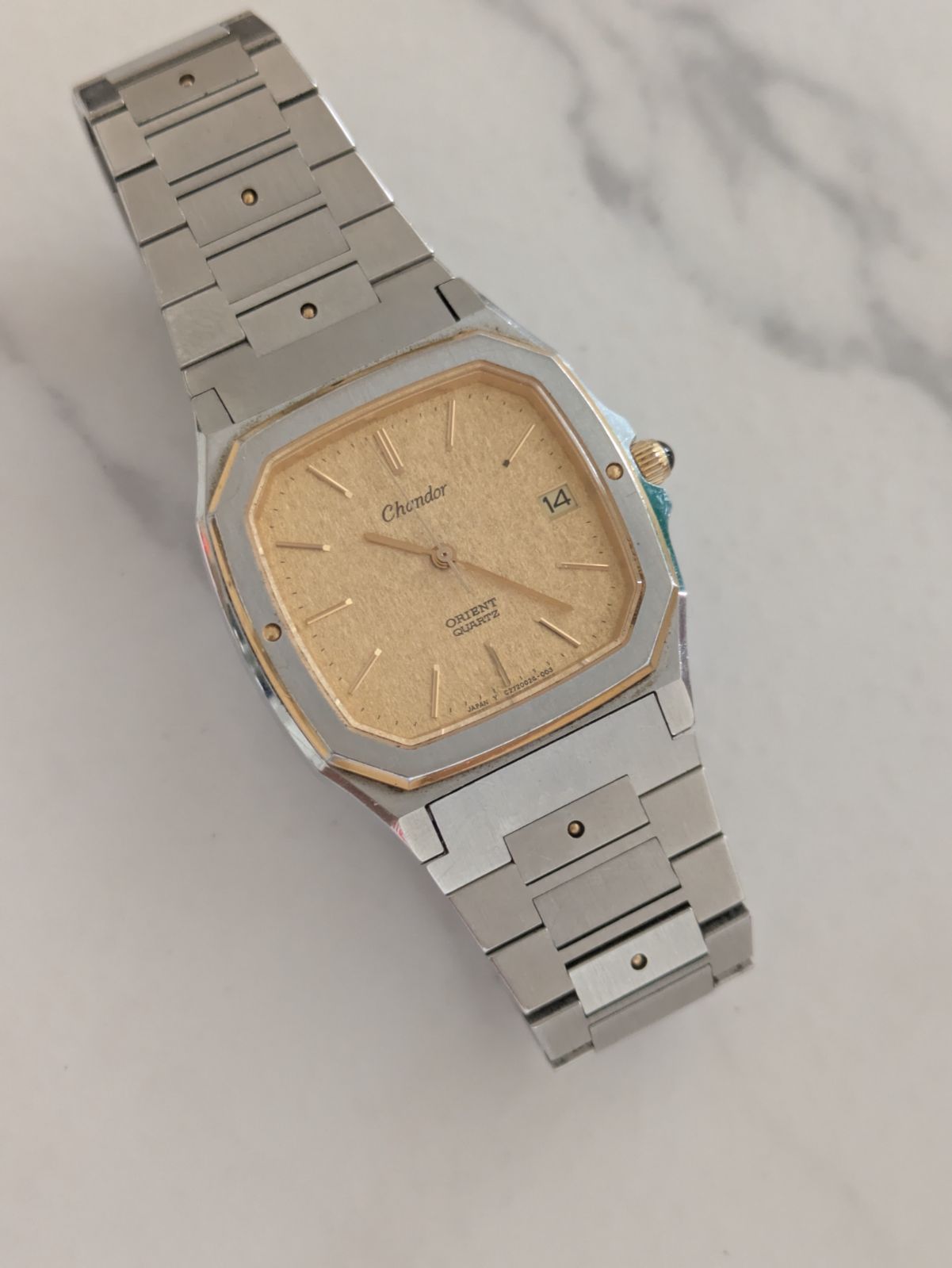 稼働品 Chandor ORIENT クォーツ