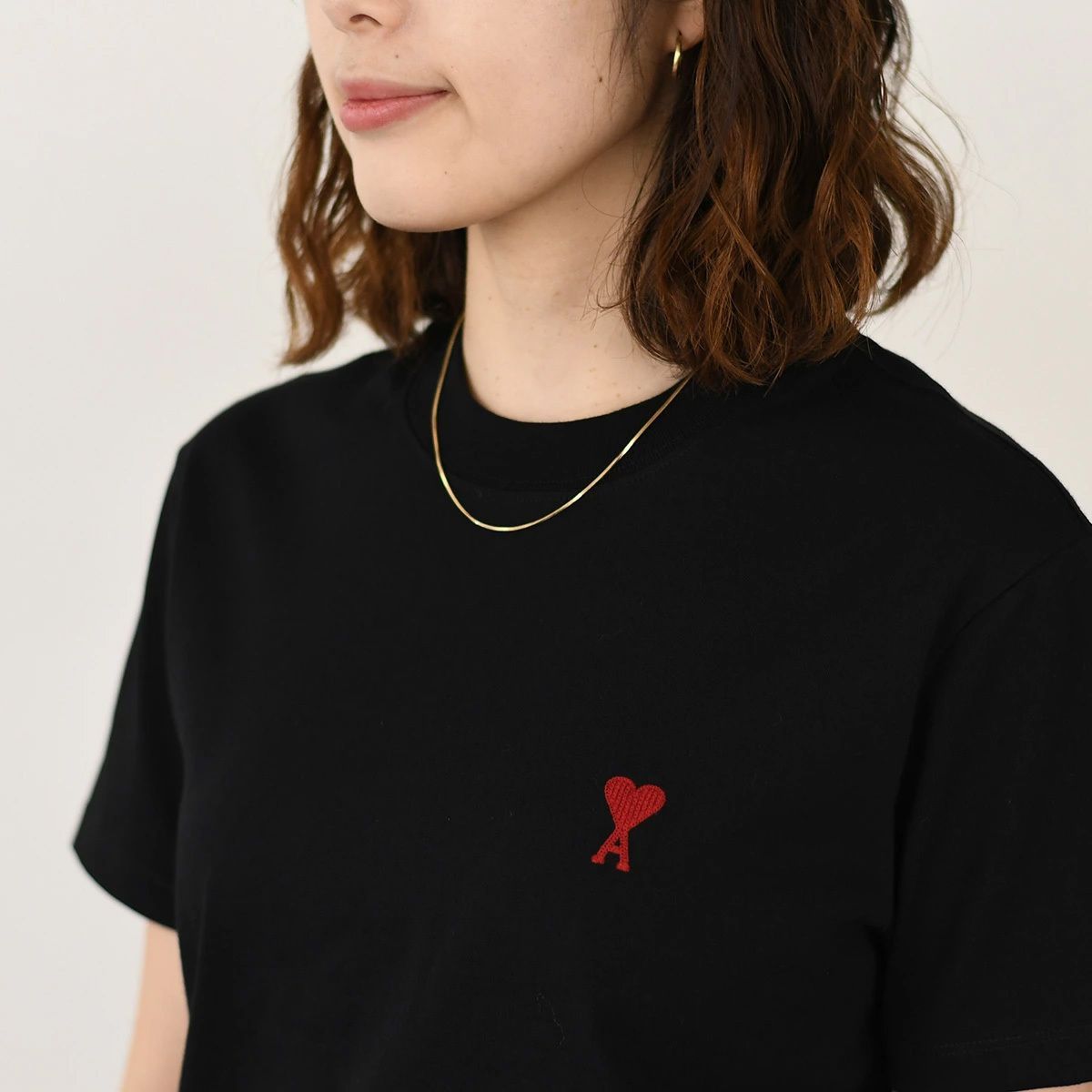 トップス ami White Red Ami De Coeur T-Shirt | AMI PARIS