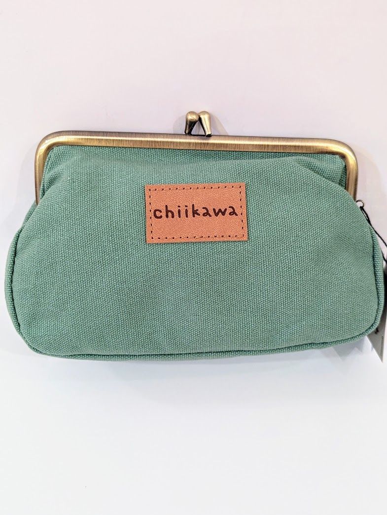 ちいかわ うさぎ ポーチ 畳刺繍 がま口ポーチ グリーン ナガノ CHIIKAWA 小物入れ ししゅう おしゃれ 大容量