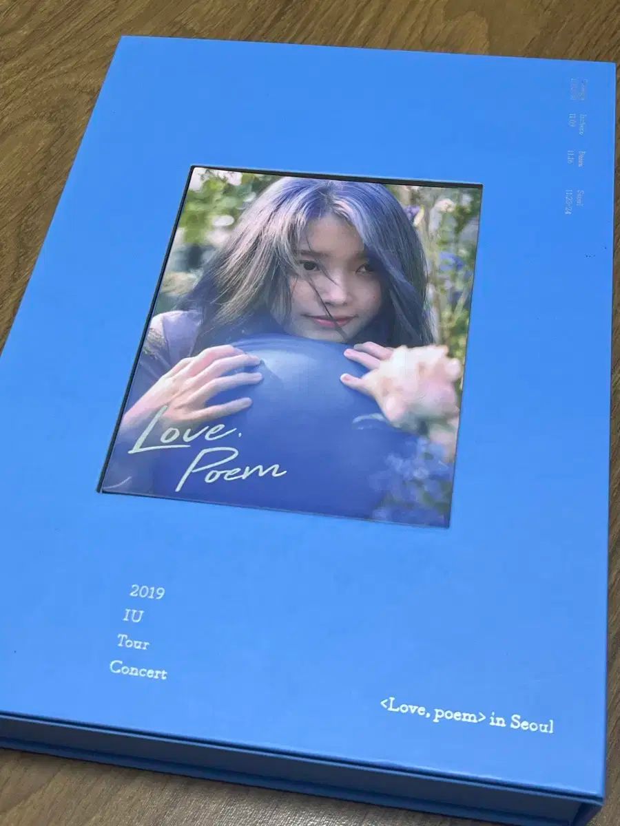 IU Love poem Blue-ray 新品未開封 ZEA TV: UNBOXING 📦] IU Love Poem Blu-ray & EDAM Goods - YouTube