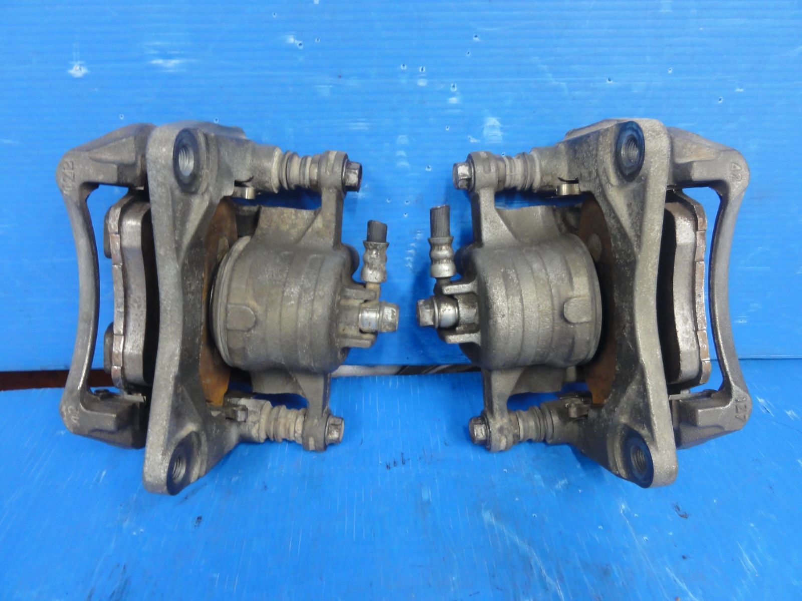 ☆平成23年車 スズキ ZC32S スイフトスポーツ フロントキャリパー