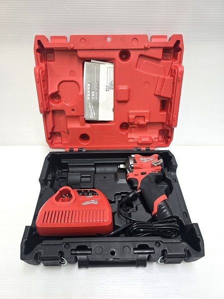 ミルウォーキー milwaukee 1|2インチ インパクトレンチ 12V M12 FIWF12-0C JP バッテリー 充電器 収納ケース ○YR-18806○