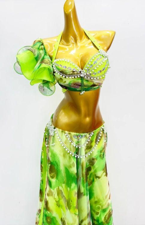 トップスブラ スカート