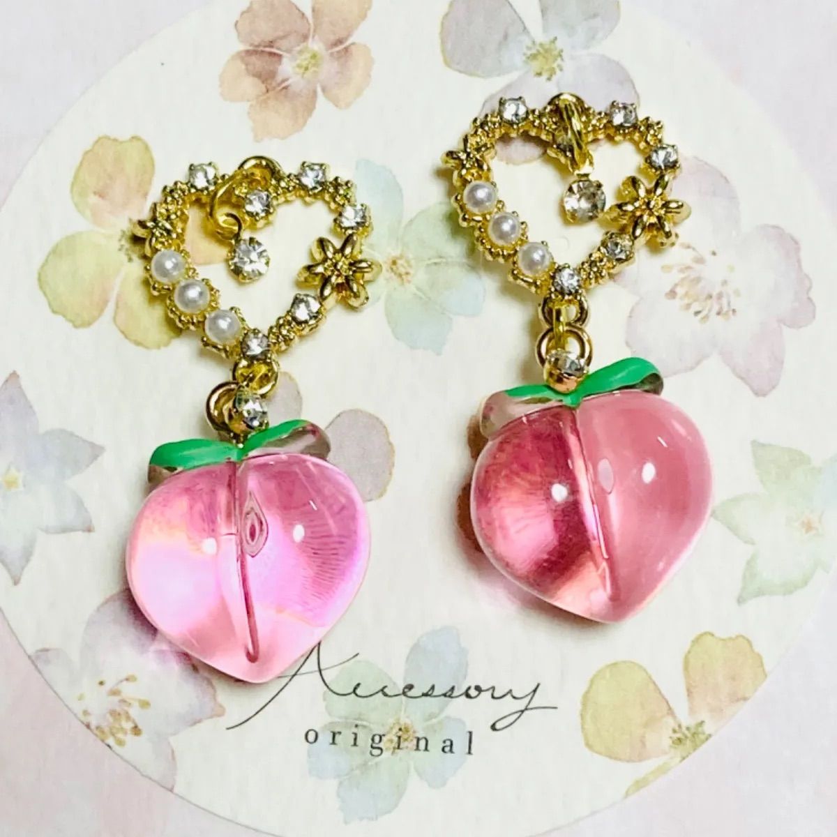 ハンドメイド パープル＆ラメ ミニハート♡ レジン プチ ピアス