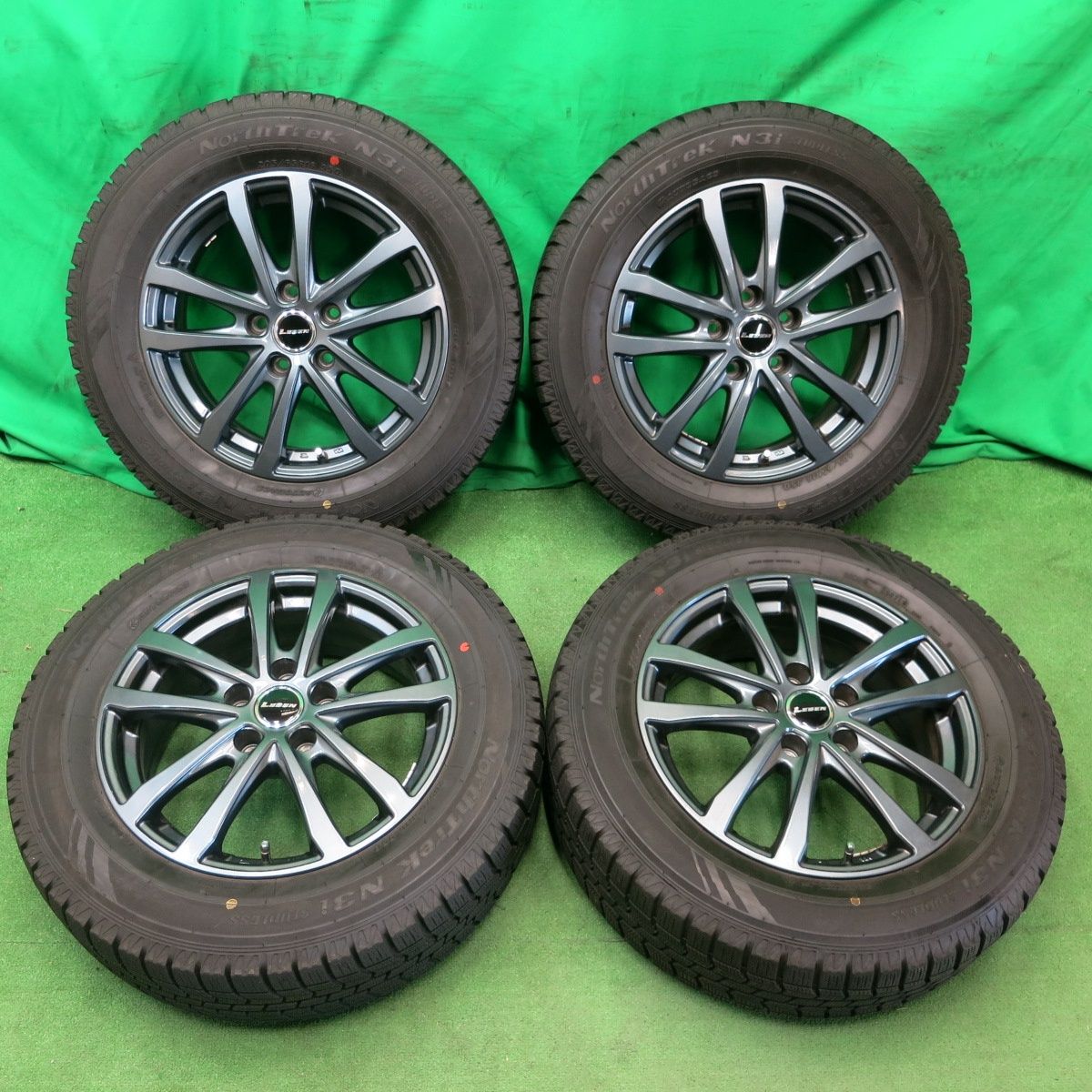 *送料無料* バリ溝！21年！キレイ！9.5分スタッドレス 205/65R16 オートバックス ノーストレック N3i LEBEN レーベン 16インチ PCD114.3/5H4052003ナス