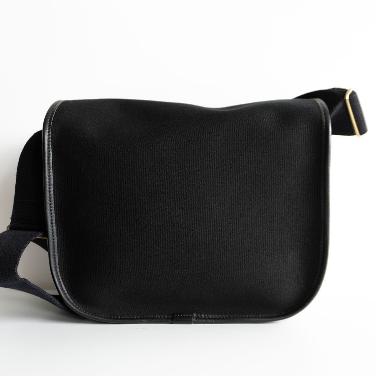 BRADY STOUR ショルダーバッグ ストア ブラック ブレディ 25090989