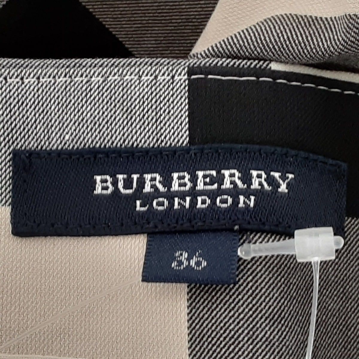バーバリーロンドン チェック デザインロングスカート ベージュ36 中古・古着通販】BURBERRY BLUE LABEL (バーバリーロンドン