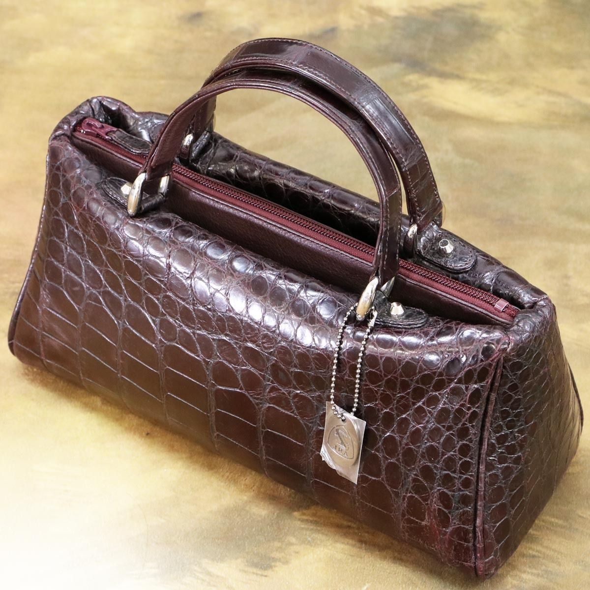 本物 超美品 最高峰JRA認定 マットクロコダイルレザー トップハンドル 本物 超美品 最高峰JRA認定 マットクロコダイルレザー トップハンドル