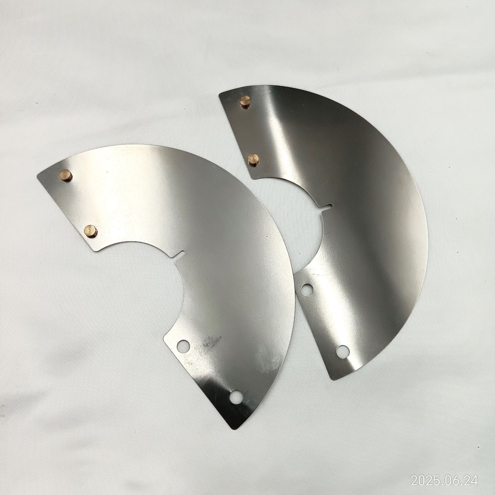 UCO - UCO(ユーコ) キャンドルランタン ブラス 24350、別売：フラットリフレクター、キャンドル10個(おまけ)付き UCO - UCO(ユーコ) キャンドルランタン ブラス 24350、別売