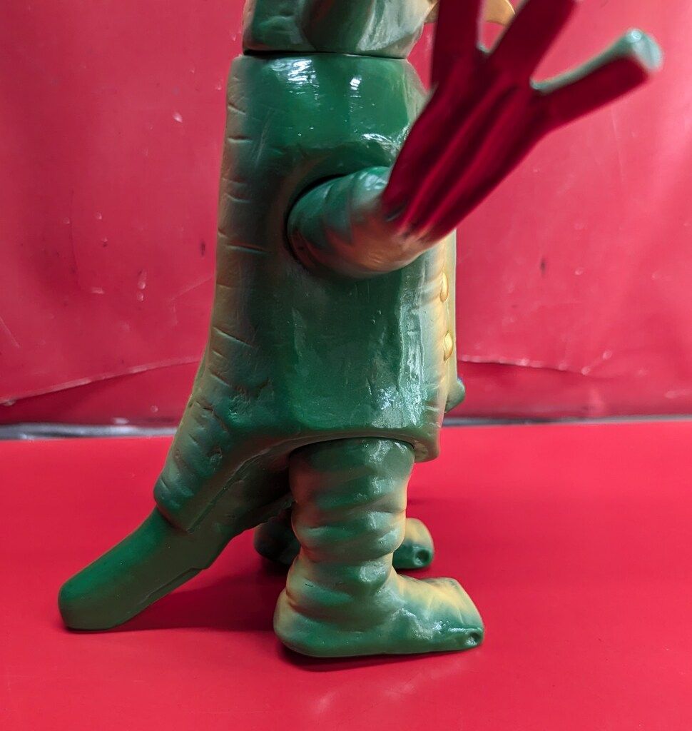 地元色のある マーミット メディコムトイ 世紀の大怪獣シリーズ 怪獣天国 ギーゴン 緑成型