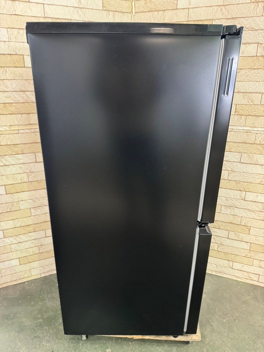 高年式】大阪送料無料☆3か月保障付き☆冷蔵庫☆シャープ