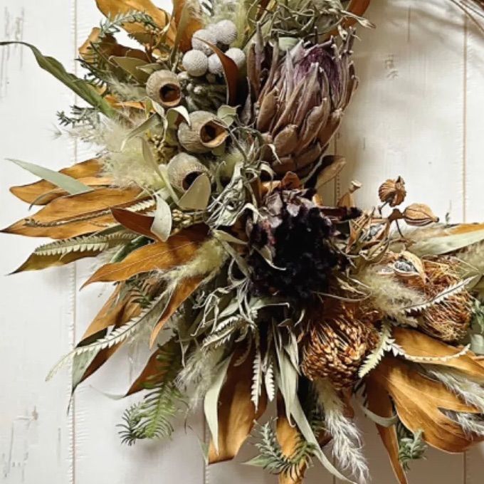 ミモザとブルースターチスのリース ミランドールミモザ 貝細工 春