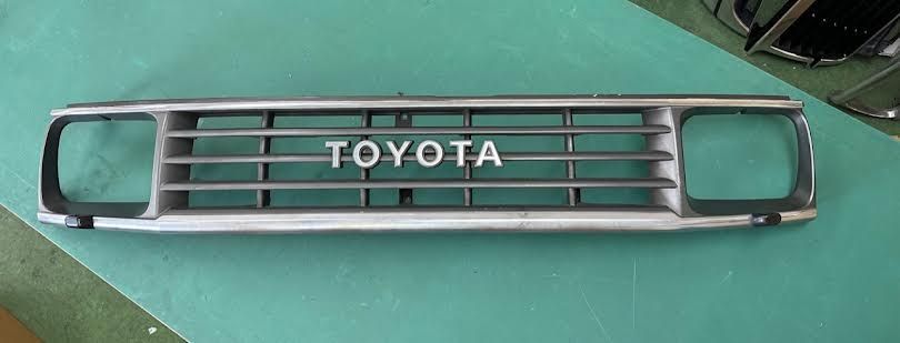 ランクル78プラド 純正フロントグリル 中古品 KZJ78 自動車メーカー別